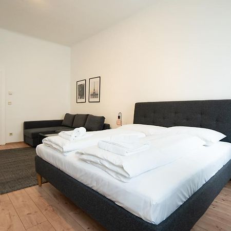 Lovely 1-Bedroom Apartment Next To Praterstern Vienne Extérieur photo