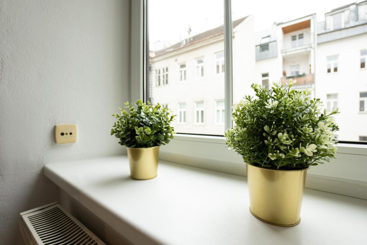 Lovely 1-Bedroom Apartment Next To Praterstern Vienne Extérieur photo